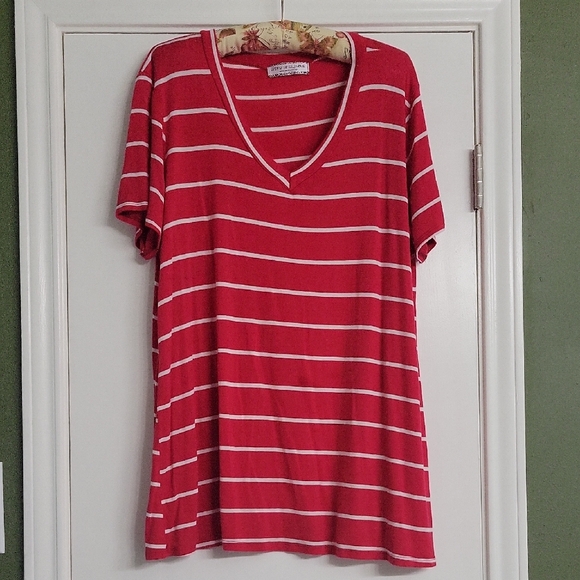 Vibrant Red Striped V-Neck Women's Top - Picture 1 of 3